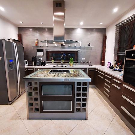 Mogyoród Luxury Basement In The Surrounding Of Budapest 아파트 외부 사진