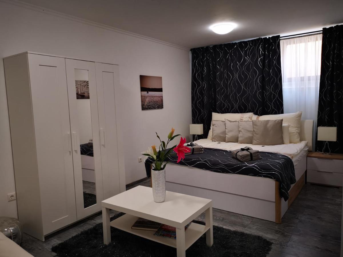 Mogyoród Luxury Basement In The Surrounding Of Budapest 아파트 외부 사진
