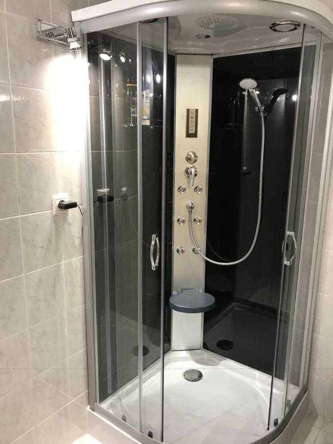 Mogyoród Luxury Basement In The Surrounding Of Budapest 아파트 외부 사진