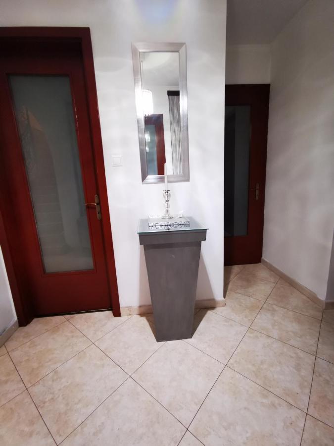 Mogyoród Luxury Basement In The Surrounding Of Budapest 아파트 외부 사진