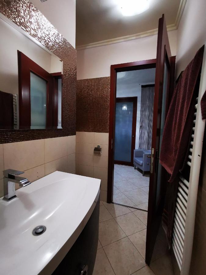 Mogyoród Luxury Basement In The Surrounding Of Budapest 아파트 외부 사진